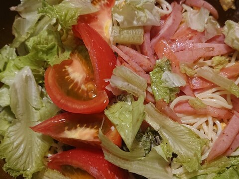 トマトとレタスのさっぱり素麺